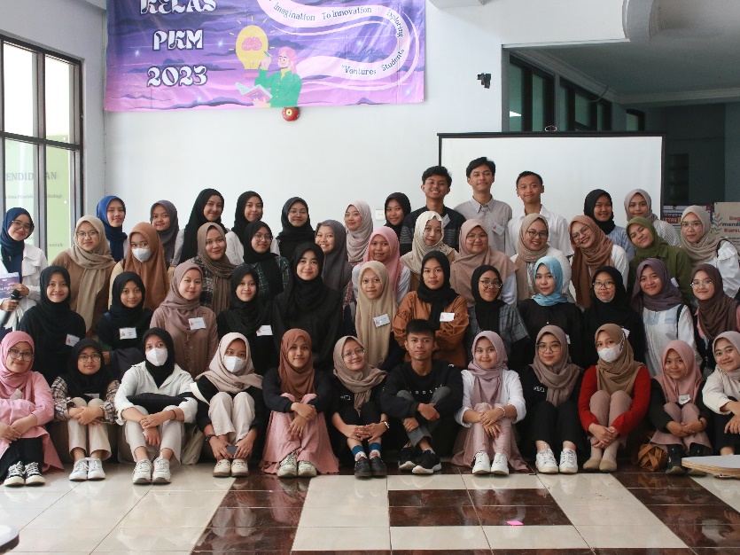 Read more about the article KELAS PKM 2023: “From Imagination to Innovation: Exploring Student Ventures”